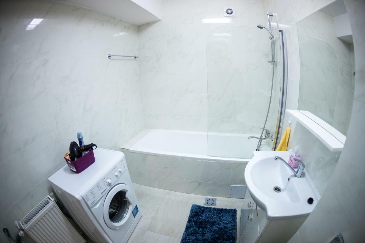 Travel Homzzz Apartments Targu Mures Exterior photo